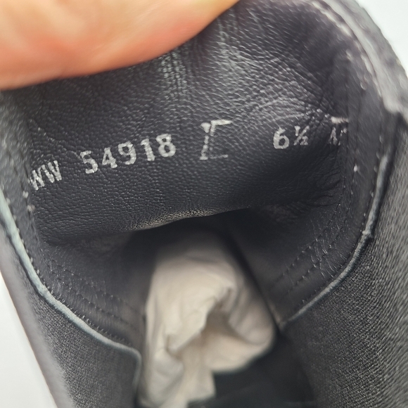 Stuart Weitzman Women's Sz 6.5 M Mediate Sequins Embroidered Metallic Bo… - Picture 8 of 11